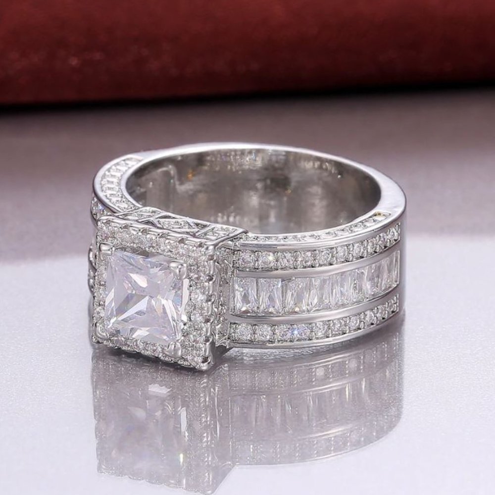 NEW 925 Sterling Silver Princess Cut Diamond Ring - Picture 6 of 7